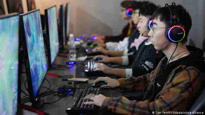 China New Rules For Gamers Under 18
